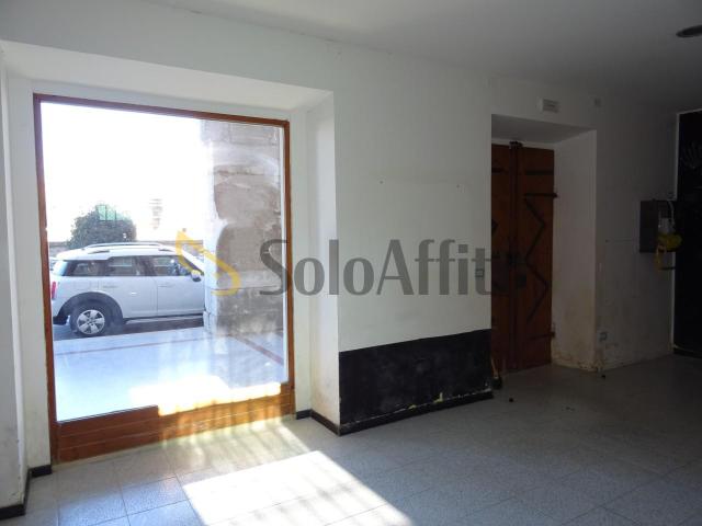 1 vetrina monolocale 35mq
