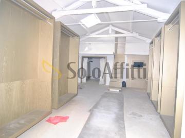 1 vetrina Piazza Attias 2 731 trilocale 100mq