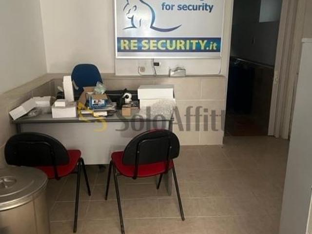 1 vetrina Via Caduta del Forte bilocale 35mq