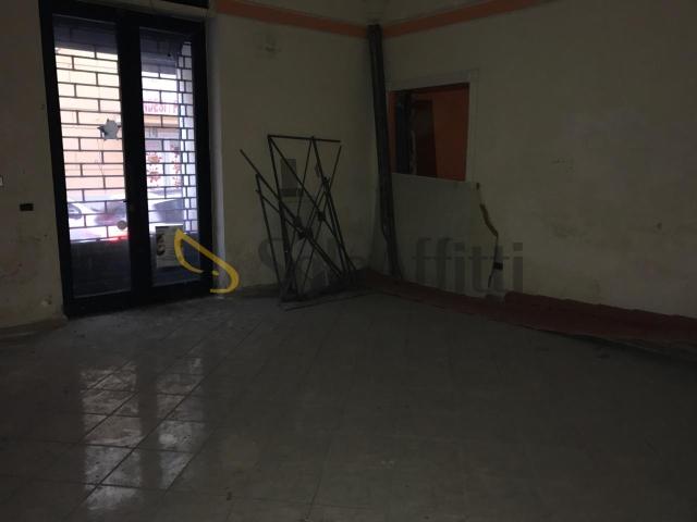 1 vetrina Via Don Giovanni Bosco monolocale 75mq