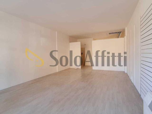 1 vetrina Via Giuseppe Mazzini 7777 trilocale 135mq