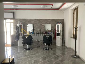 1 vetrina Via Lucania 49 monolocale 50mq