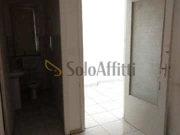 1 vetrina Via Stazzone 146 monolocale 41mq