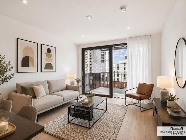 1 Viaduct Gardens, London SW11, 1 bed flat to rent, £3,358 pcm | PrimeLocation