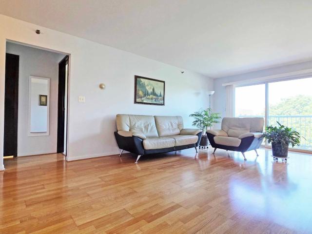 1 villa verde drive # 305