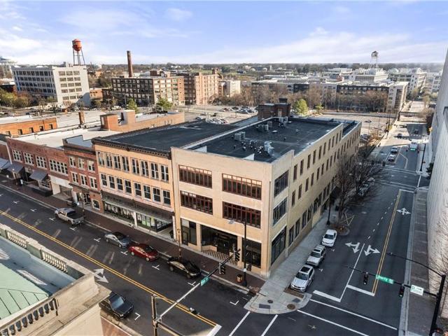1 W 5th Street #102