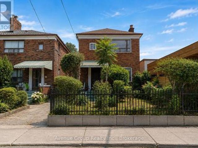 1 Warland Avenue, Toronto, ON, M4J 3E8 house for sale | Listing ID E13596 | Royal LePage
