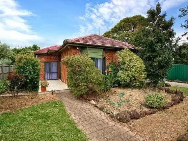 1 Warrs Road, Maribyrnong, VIC 3032