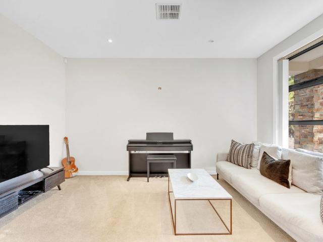 1 Weemala Crescent, Rostrevor SA 5073