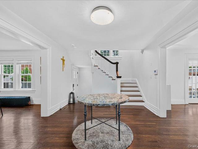 1 Wellington Avenue