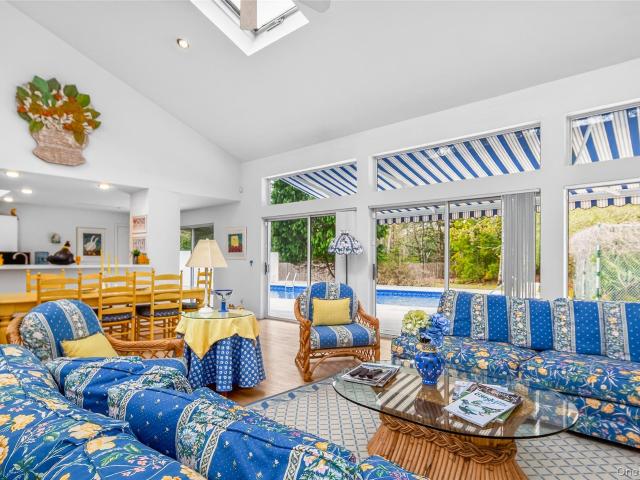 1 Whippoorwill Ln, East Quogue, NY 11942 | MLS #996369