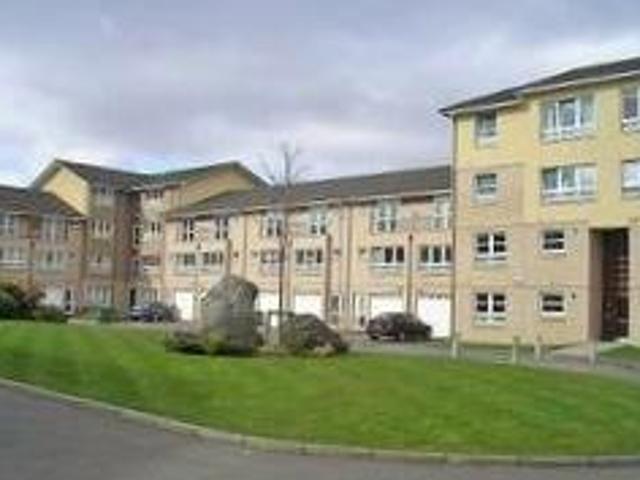 1 Whitehill Court, Glasgow, G31 2BA, United Kingdom | 4 bed townhouse for rent #137559571 | Rentberry