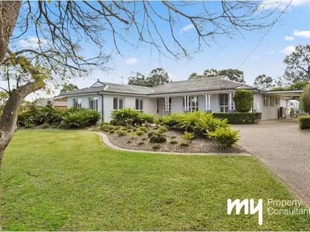 1 William Dowle Place, Grasmere House for rent Listed by Mira.
