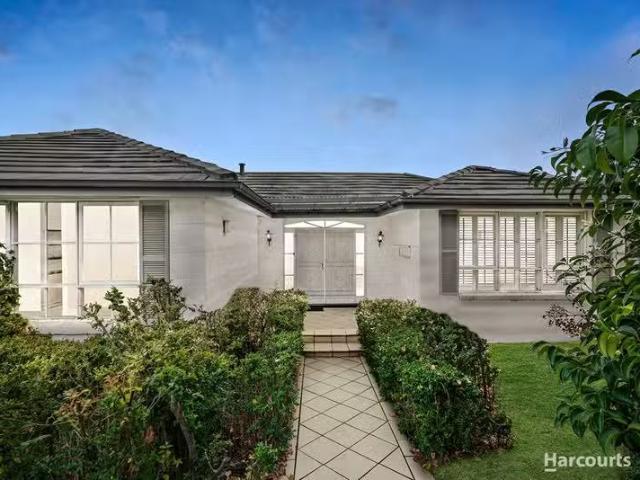 1 Windella Quadrant, DONCASTER, VIC 3108 House for Rent