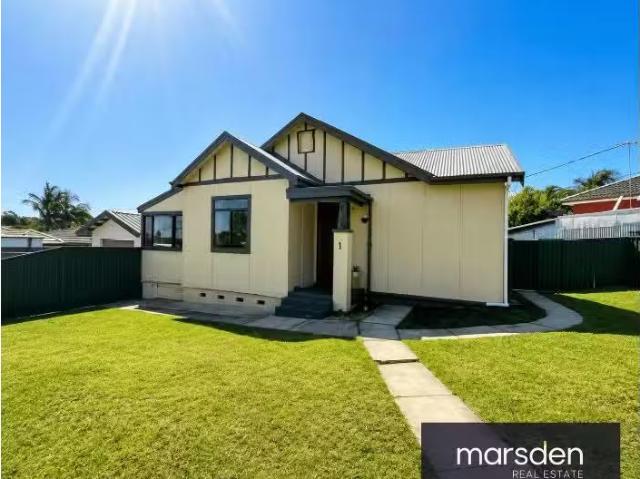 1 Woodpark Road, Merrylands House for rent Listed by Andrea M.