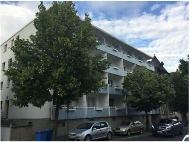 1 Zi Wohnung inkl Einbauküche und Balkon Kurparknähe!