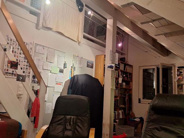 1 Zimmer, 40 m², 2. Stock