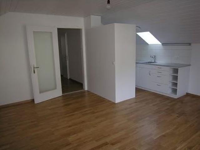 1 Zimmer, 40 m², 3. Stock