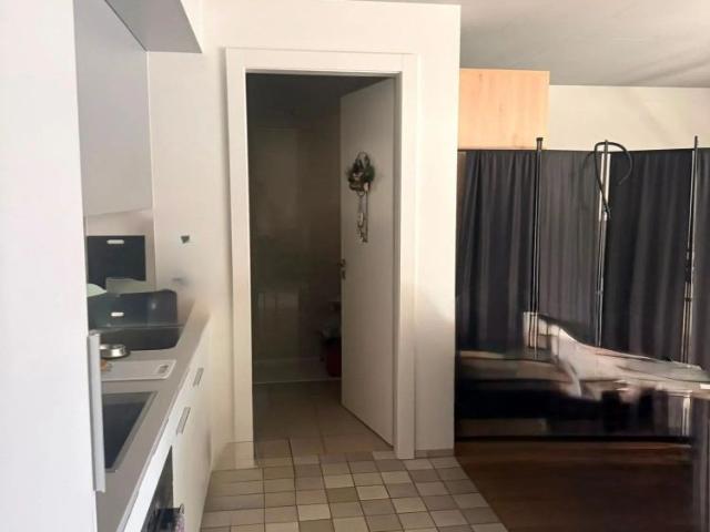 1 Zimmer, 40 m², 4. Stock