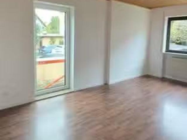 1 Zimmer 42 m² 1.200 € Kaltmiete Wohnungen in Karlsfeld