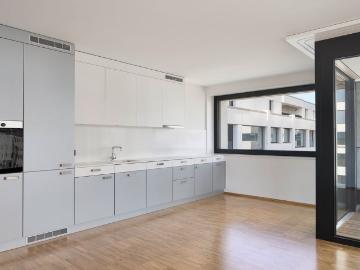 1 Zimmer, 42 m², 1. Stock