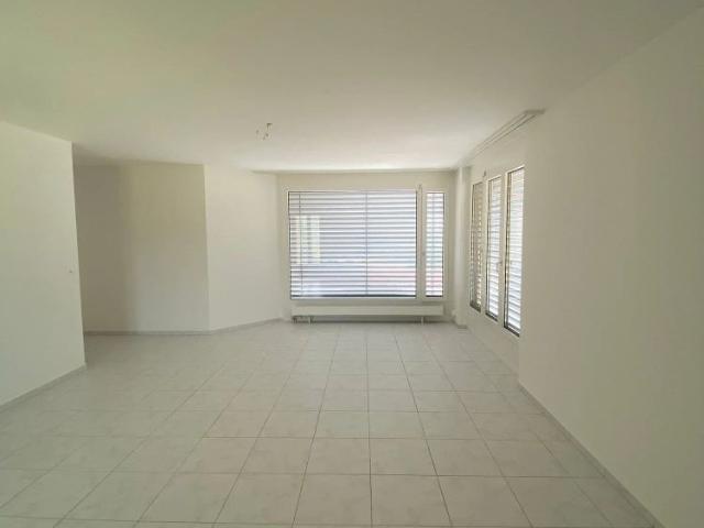 1 Zimmer, 44 m², 3. Stock