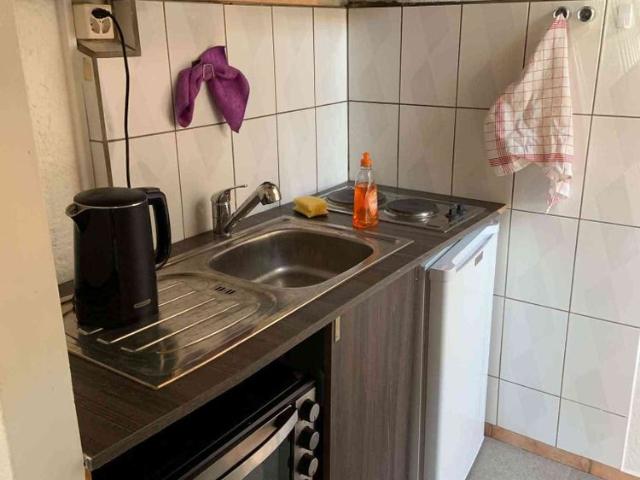 1 Zimmer, 45 m², 2. Stock