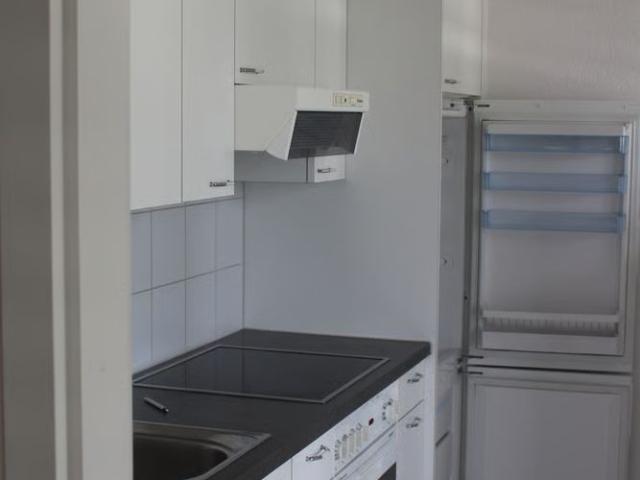 1 Zimmer, 45 m², 2. Stock