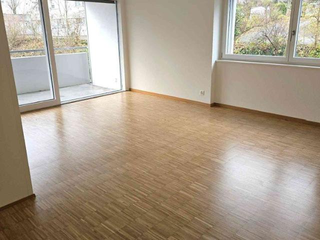 1 Zimmer, 48 m², 2. Stock