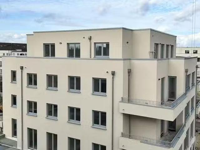 1 Zimmer 49 m² 900 € Kaltmiete Wohnungen in Berlin Karlsh.