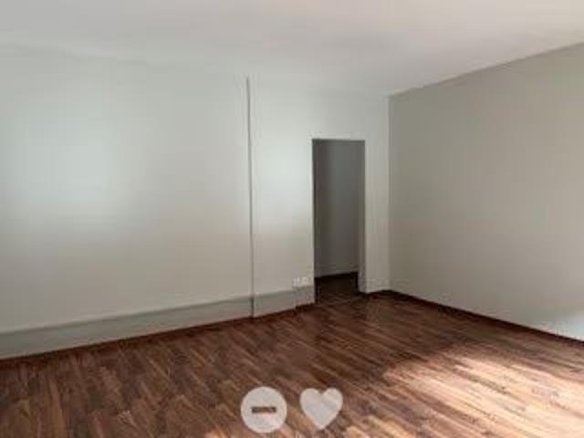 1 Zimmer, 50 m², 1. Stock
