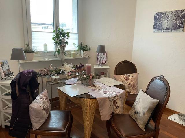 1 Zimmer, 50 m², 2. Stock