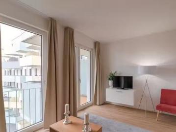 1 Zimmer 50 m² 550 € Kaltmiete Wohnungen in Bonn Schwarzr.