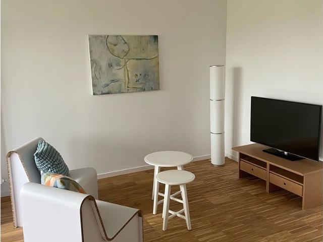 1 Zimmer, 54 m², EG