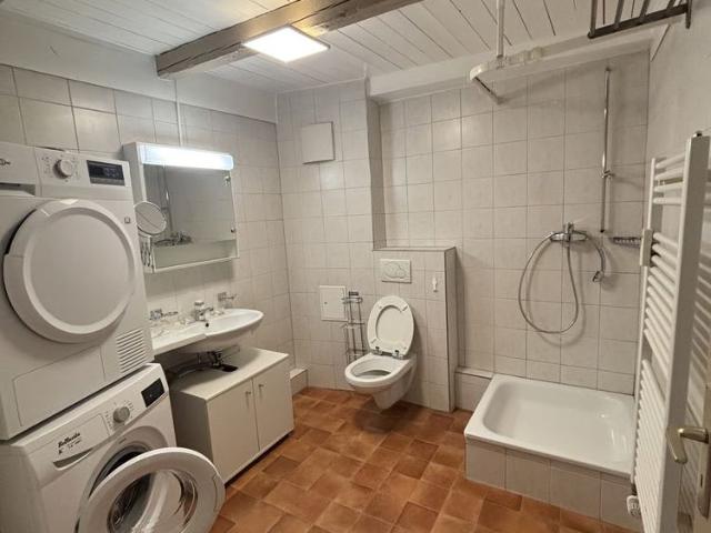 1 Zimmer, 56 m², 3. Stock