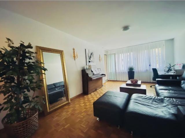 1 Zimmer, 60 m², EG