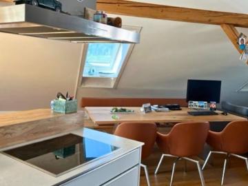 1 Zimmer, 60 m², 2. Stock
