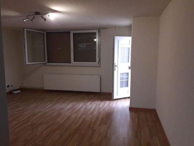 1 Zimmer, 64 m², EG