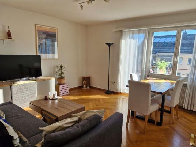 1 Zimmer, 65 m², 2. Stock