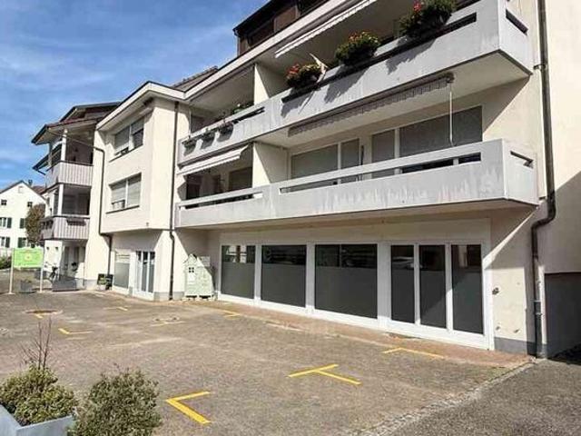 1 Zimmer, 70 m², EG