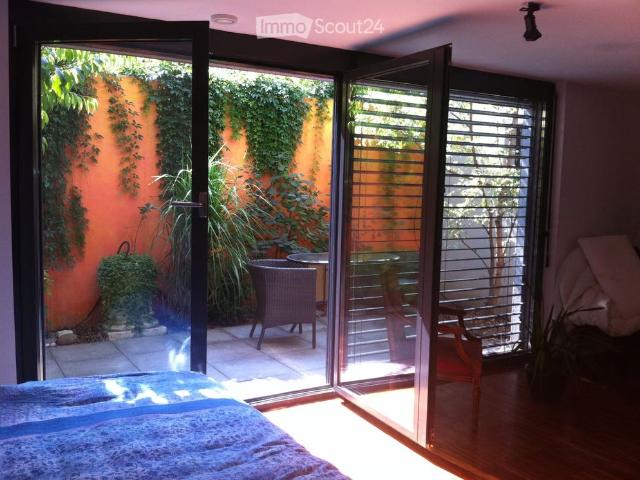 1 Zimmer, 70 m²
