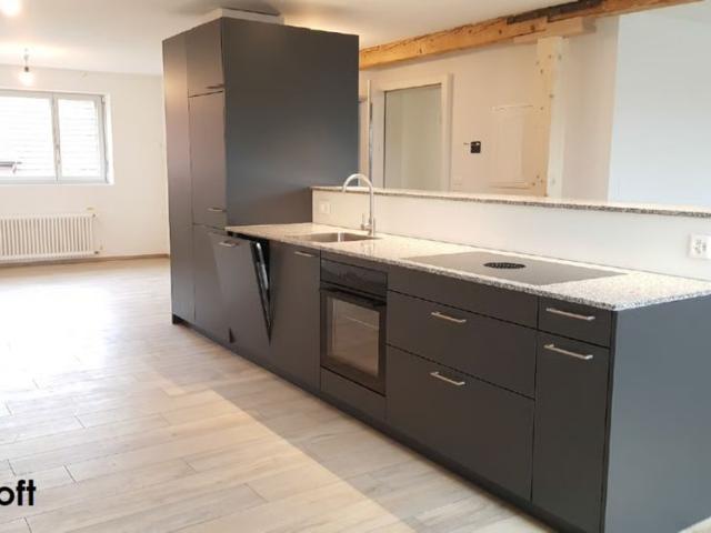 1 Zimmer, 70 m², 4. Stock