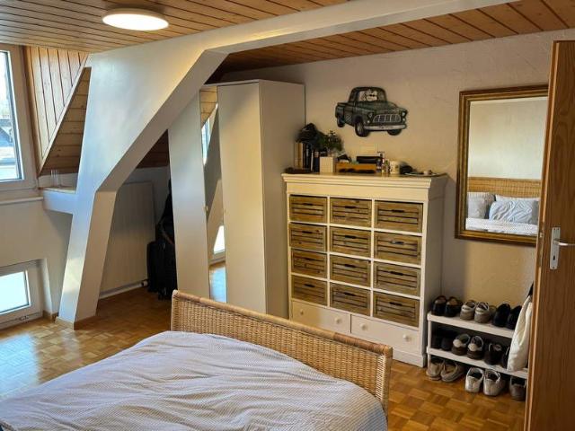 1 Zimmer, 75 m², 4. Stock
