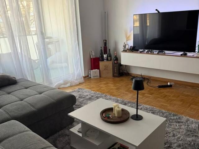 1 Zimmer, 78 m², 2. Stock