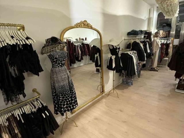1 Zimmer, 80 m²