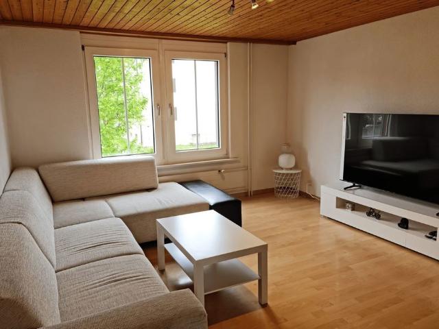 1 Zimmer, 84 m², 2. Stock