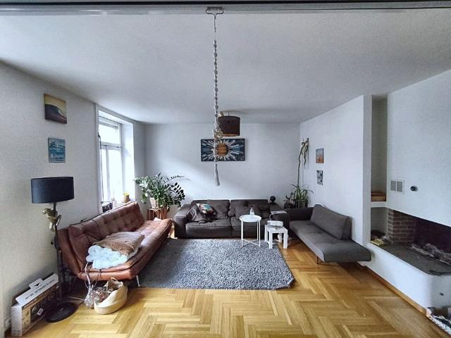 1 Zimmer, 85 m², 2. Stock