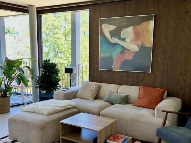 1 Zimmer, 85 m², 2. Stock
