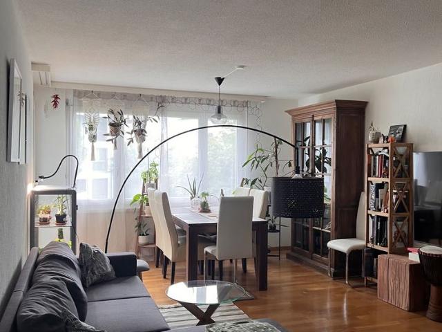 1 Zimmer, 89 m², 1. Stock