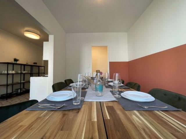 1 Zimmer, 8 m², 1. Stock